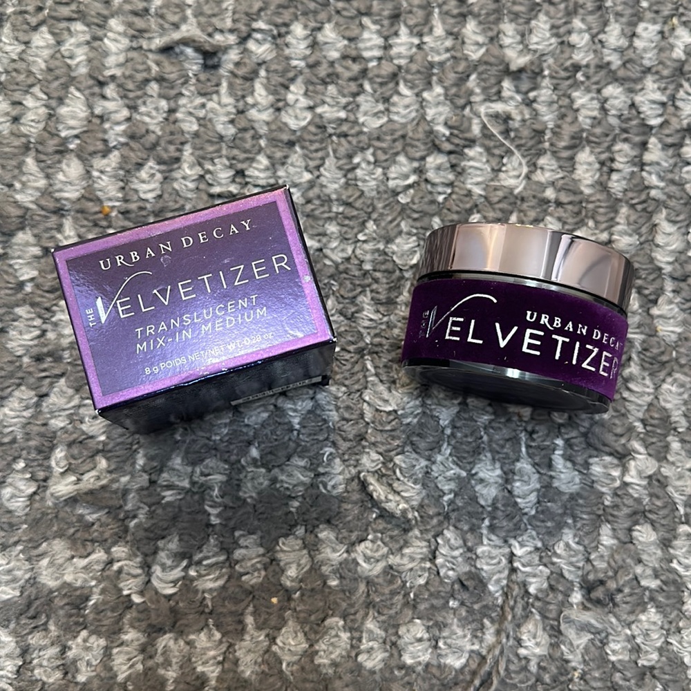 New Urban Decay translucent Mix in